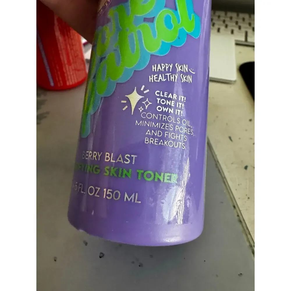 5/$25 NWT Pore Patrol Berry Blast Pump Top. 5 fl oz NO BOX